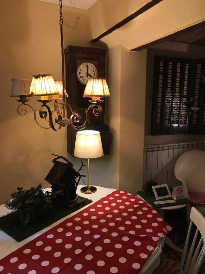 B&B Binot Карманьола Екстериор снимка